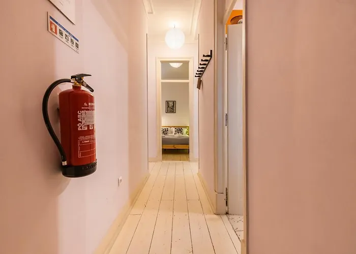 Apartament 3bdr Mouraria By Lovelystay Lizbona