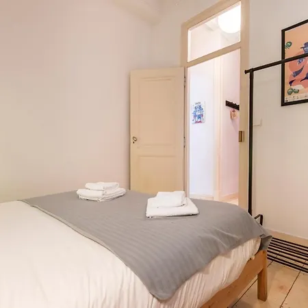 Daire 3bdr Mouraria By Lovelystay *